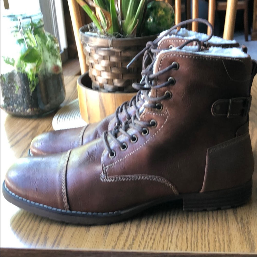 Dexter Fleece Lined Boots